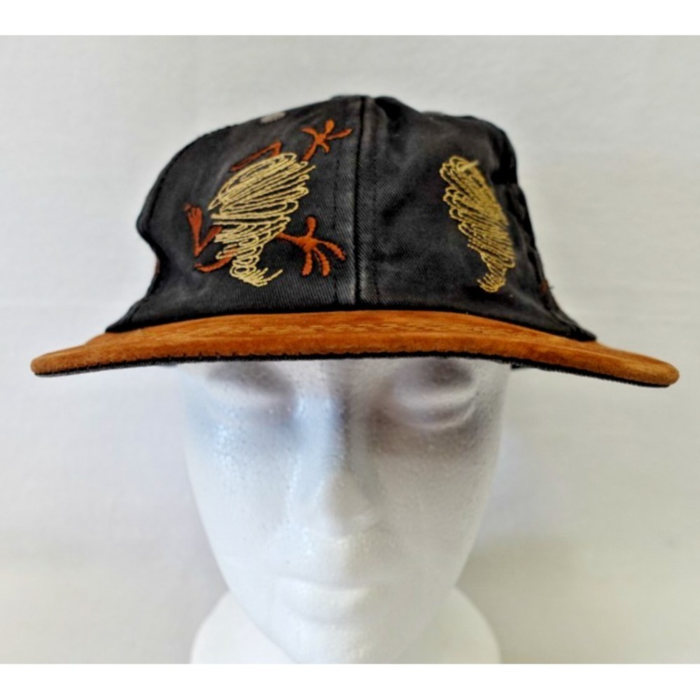 Vintage 90s Warner Bros TAZ Hat Cap Tasmanian Devil Snapback Suede Bill